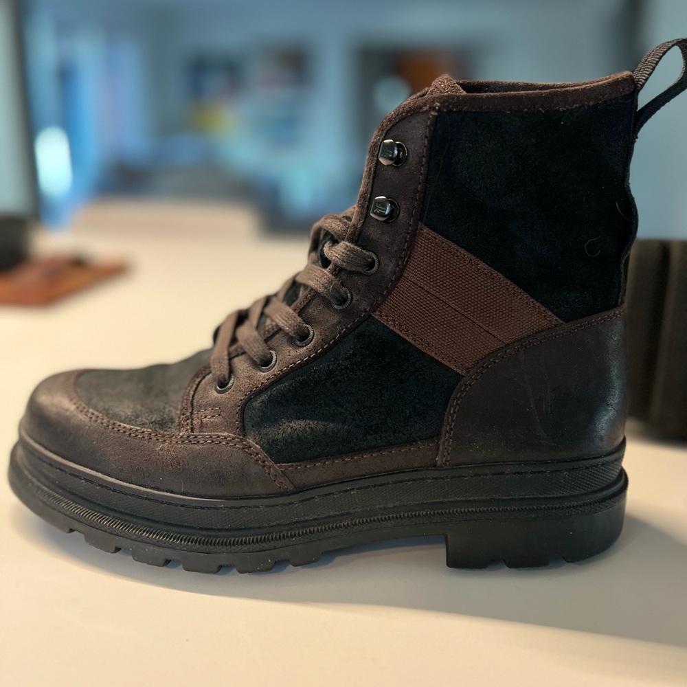 Men’s Frye size US 8.5 in great EU